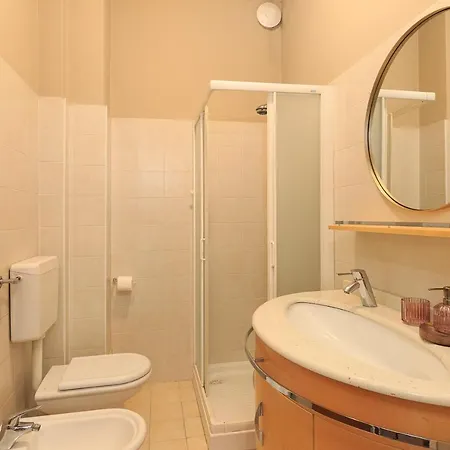Italia 1 - By Impero House Rent * Στρέσα