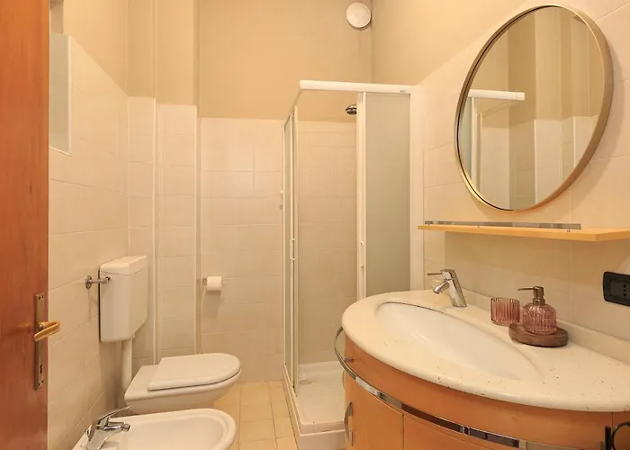 Italia 1 - By Impero House Rent * 斯特雷萨